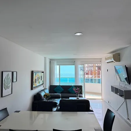 Apartment 702a Torres Del